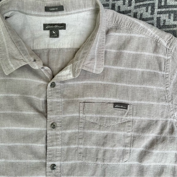 EDDIE BAUER Linen Blend Short Sleeve Button Down - Gray/Beige - 2XL - Picture 2 of 10